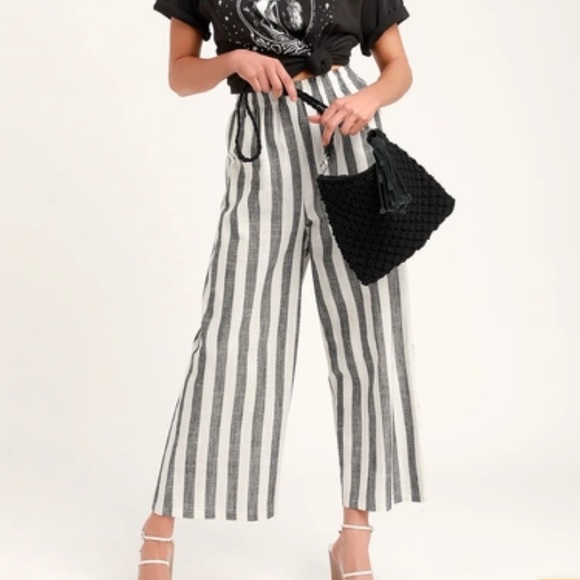 Urban Outfitters Pants - Grey & White Flowy Beachy Pants